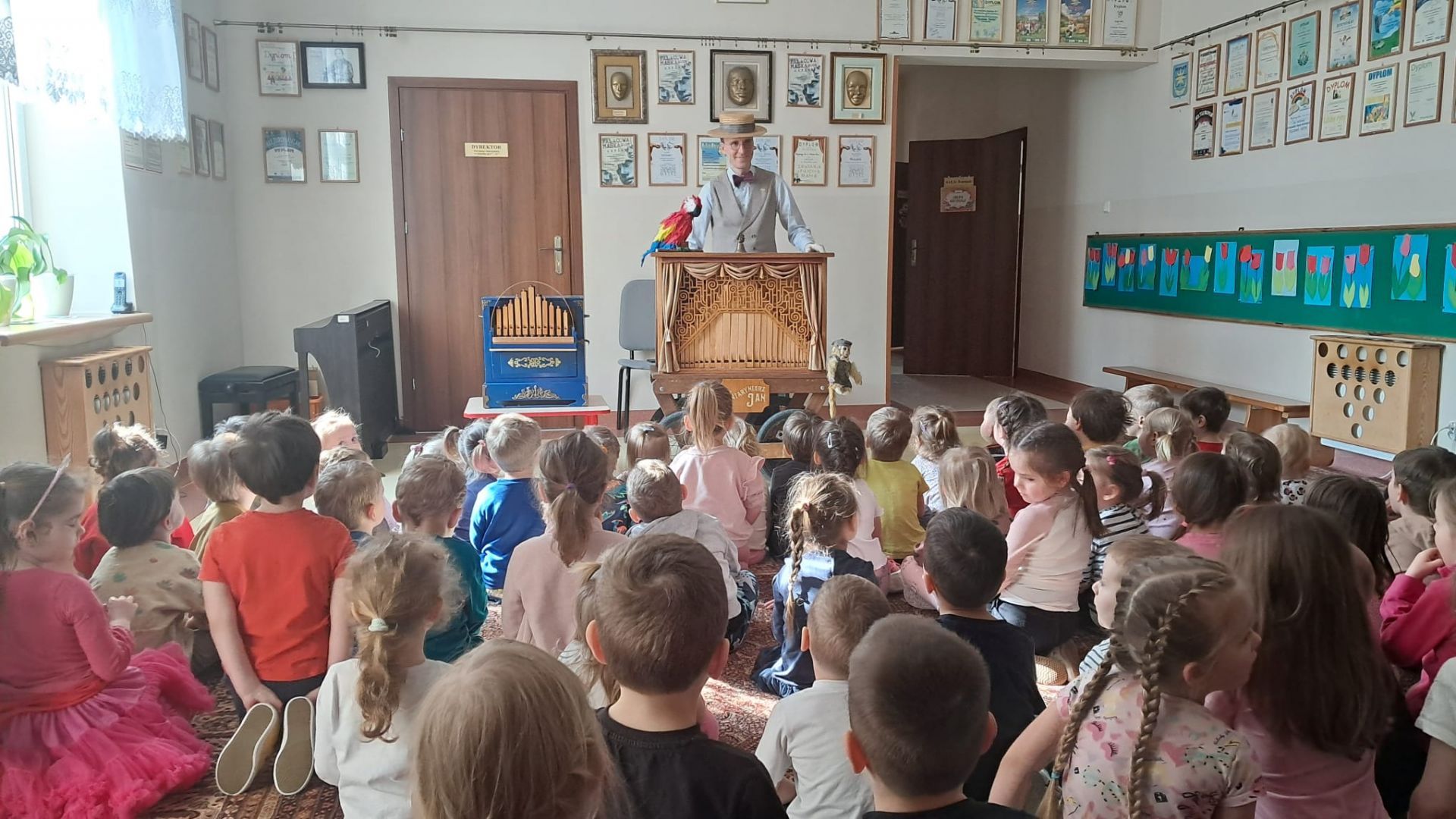 View Post "Drawing Lesson"